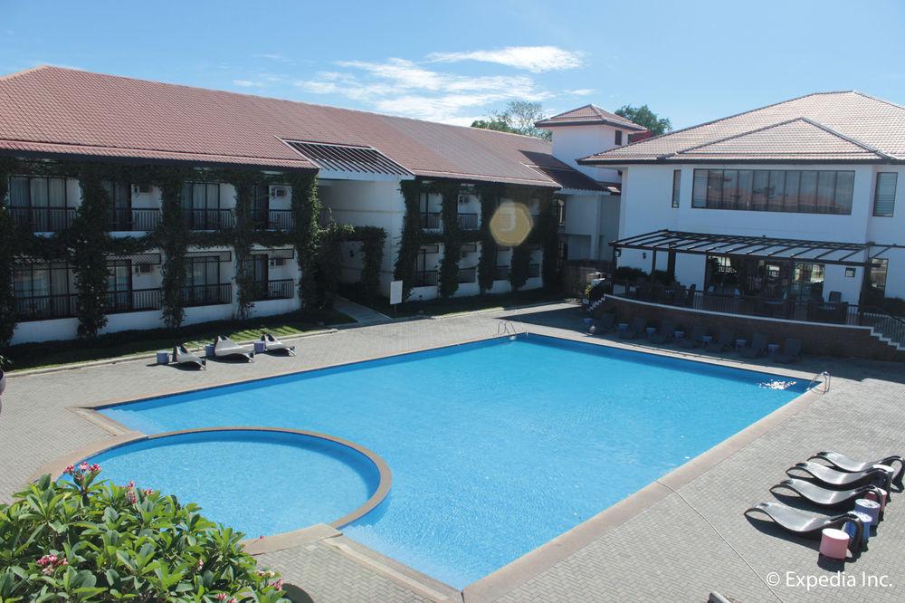 Ilocos Norte Hotel & Convention Center Laoag Zewnętrze zdjęcie