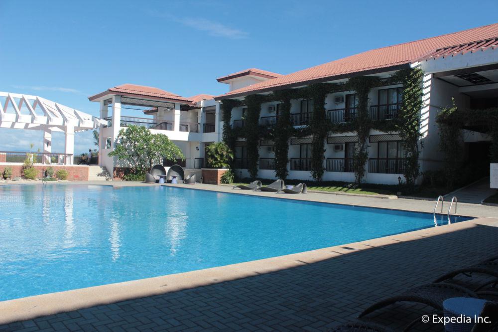 Ilocos Norte Hotel & Convention Center Laoag Zewnętrze zdjęcie