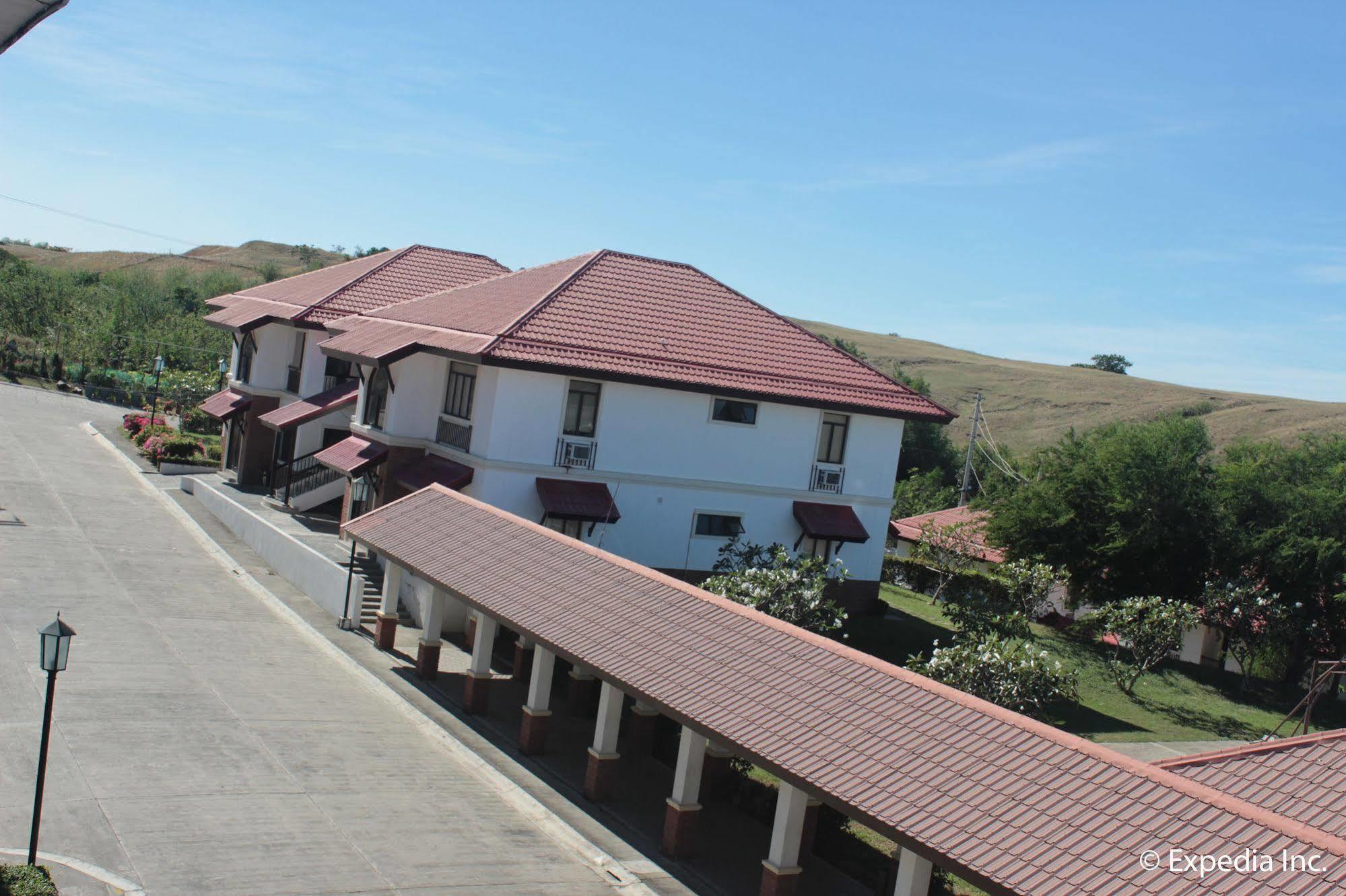 Ilocos Norte Hotel & Convention Center Laoag Zewnętrze zdjęcie