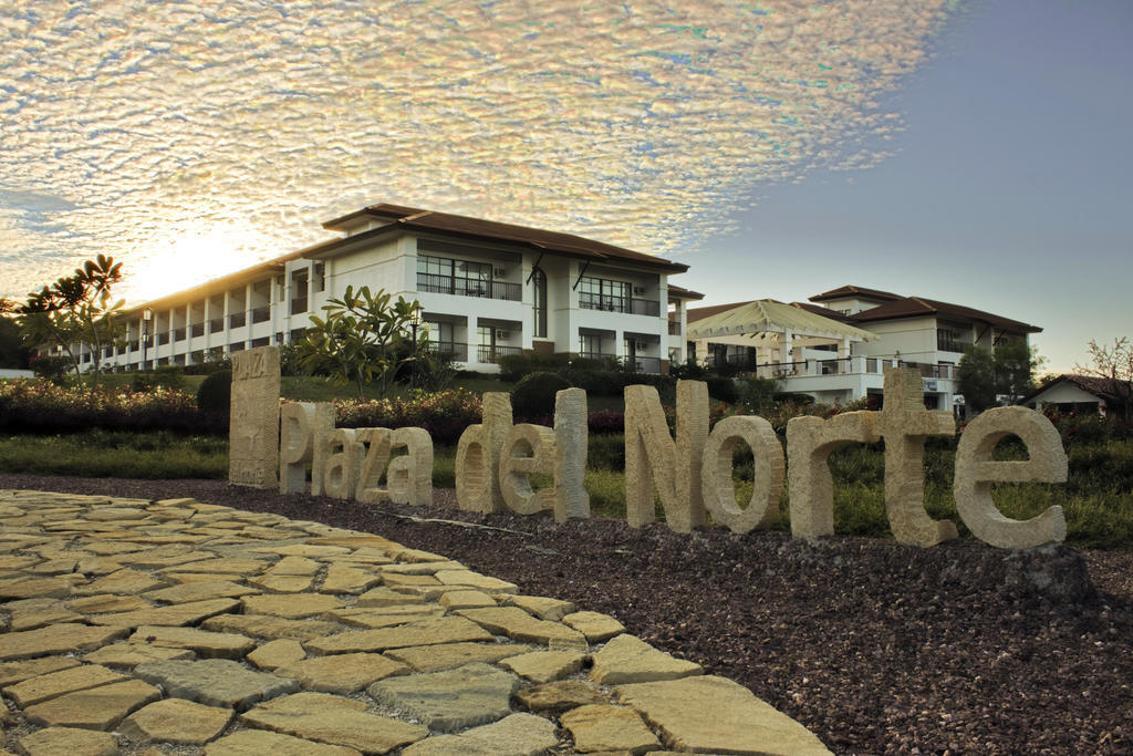 Ilocos Norte Hotel & Convention Center Laoag Zewnętrze zdjęcie